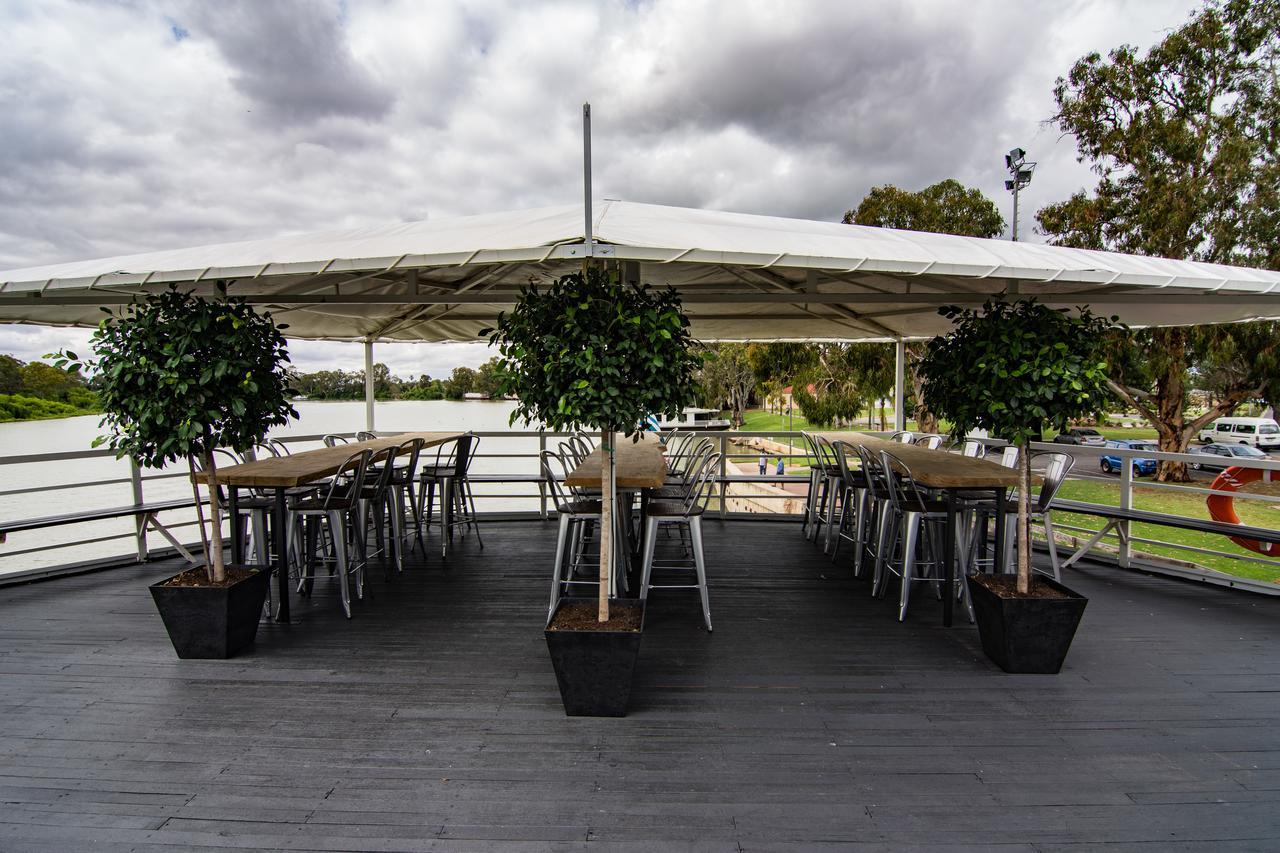 Murray River Queen Hotel เรนมาร์ค ภายนอก รูปภาพ