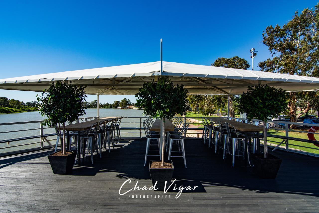 Murray River Queen Hotel เรนมาร์ค ภายนอก รูปภาพ
